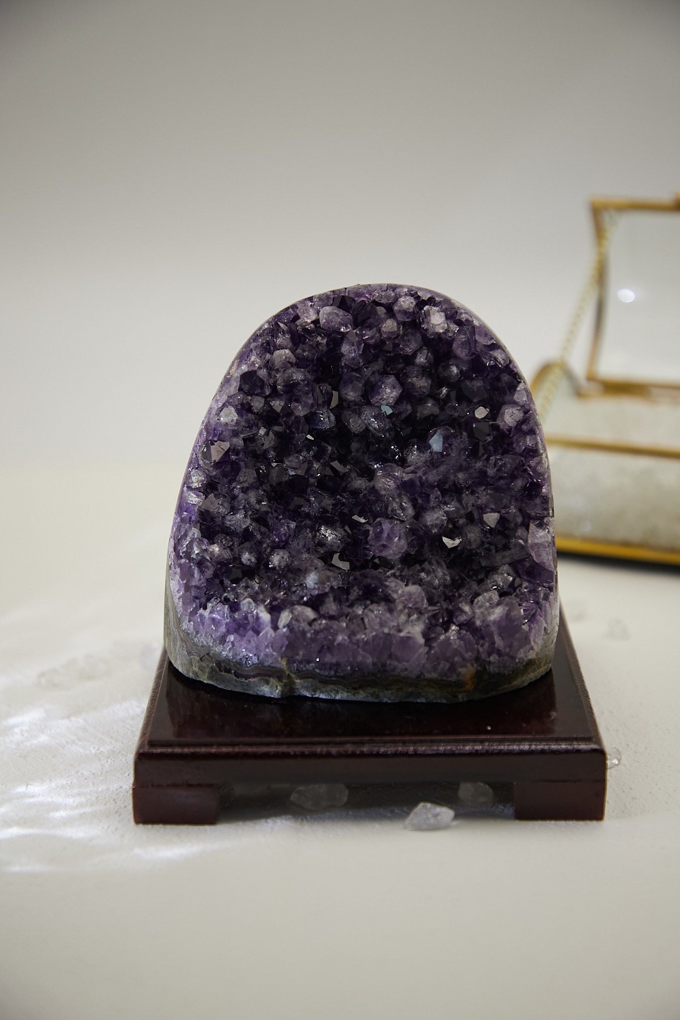 AME015 - Amethyst Town