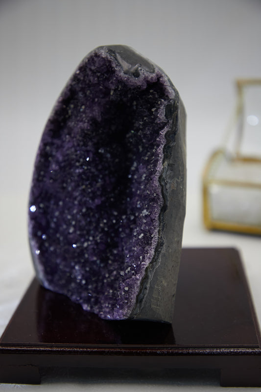 AME016 - Amethyst Town