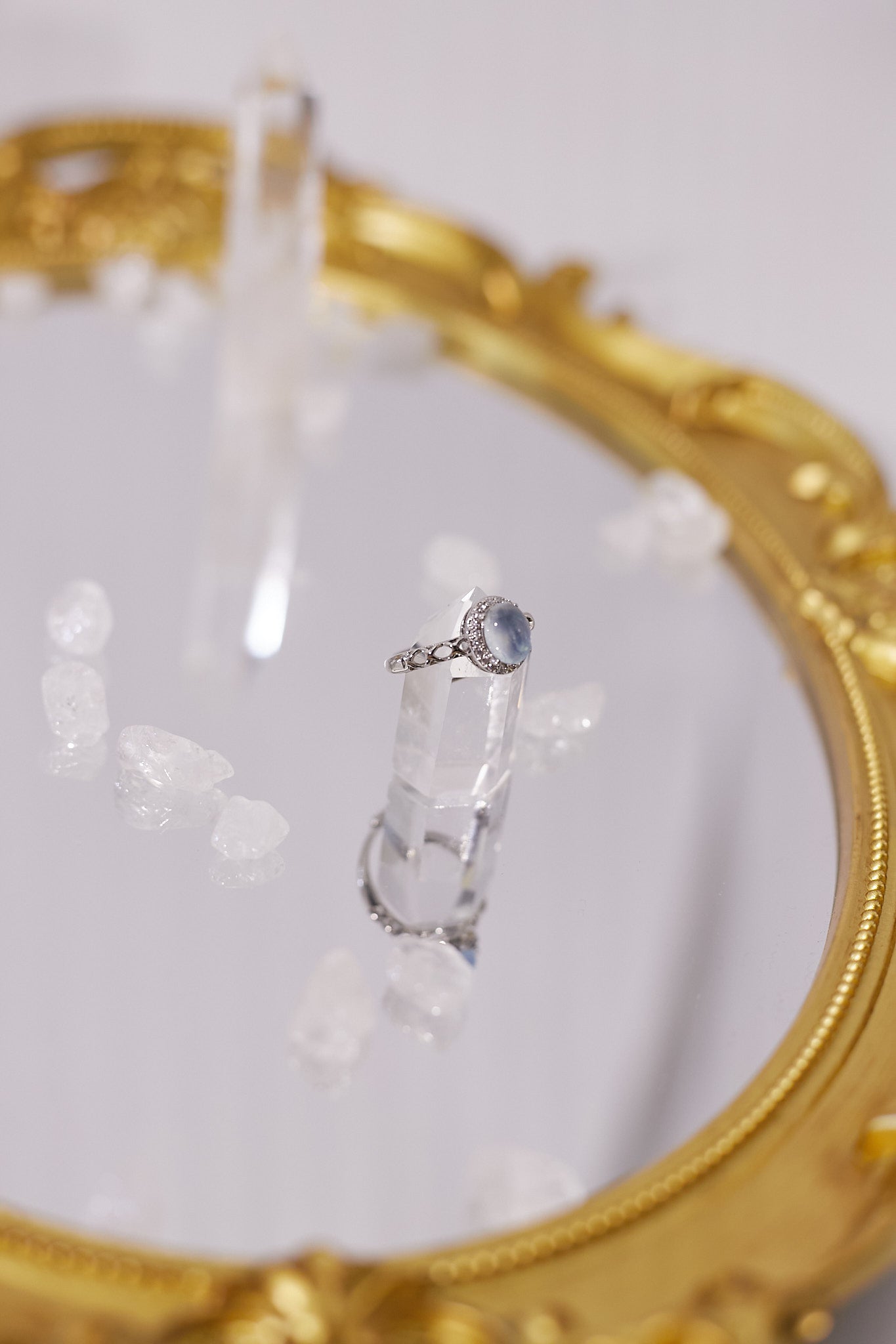 R030-Aquamarine egg-shaped open ring
