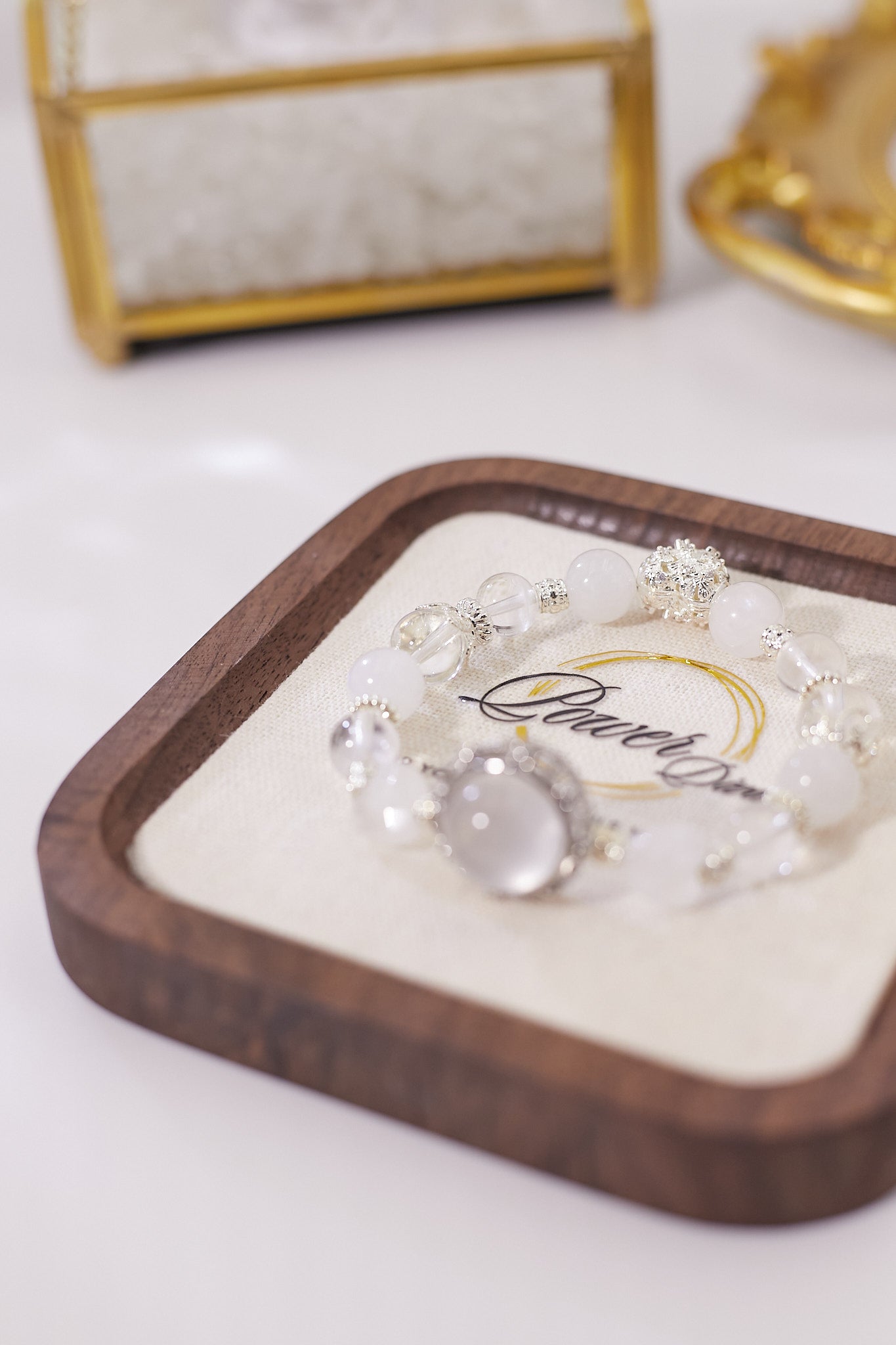 C028-Milky White Crystal·White Ghost·Moonstone·White Asai