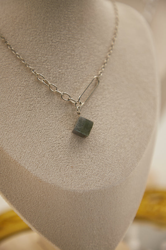 N005-Gray Moonlight Sugar Cube Magnetic Necklace