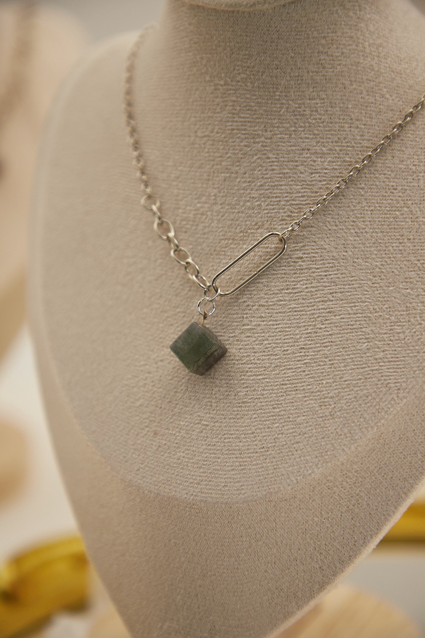 N005-Gray Moonlight Sugar Cube Magnetic Necklace