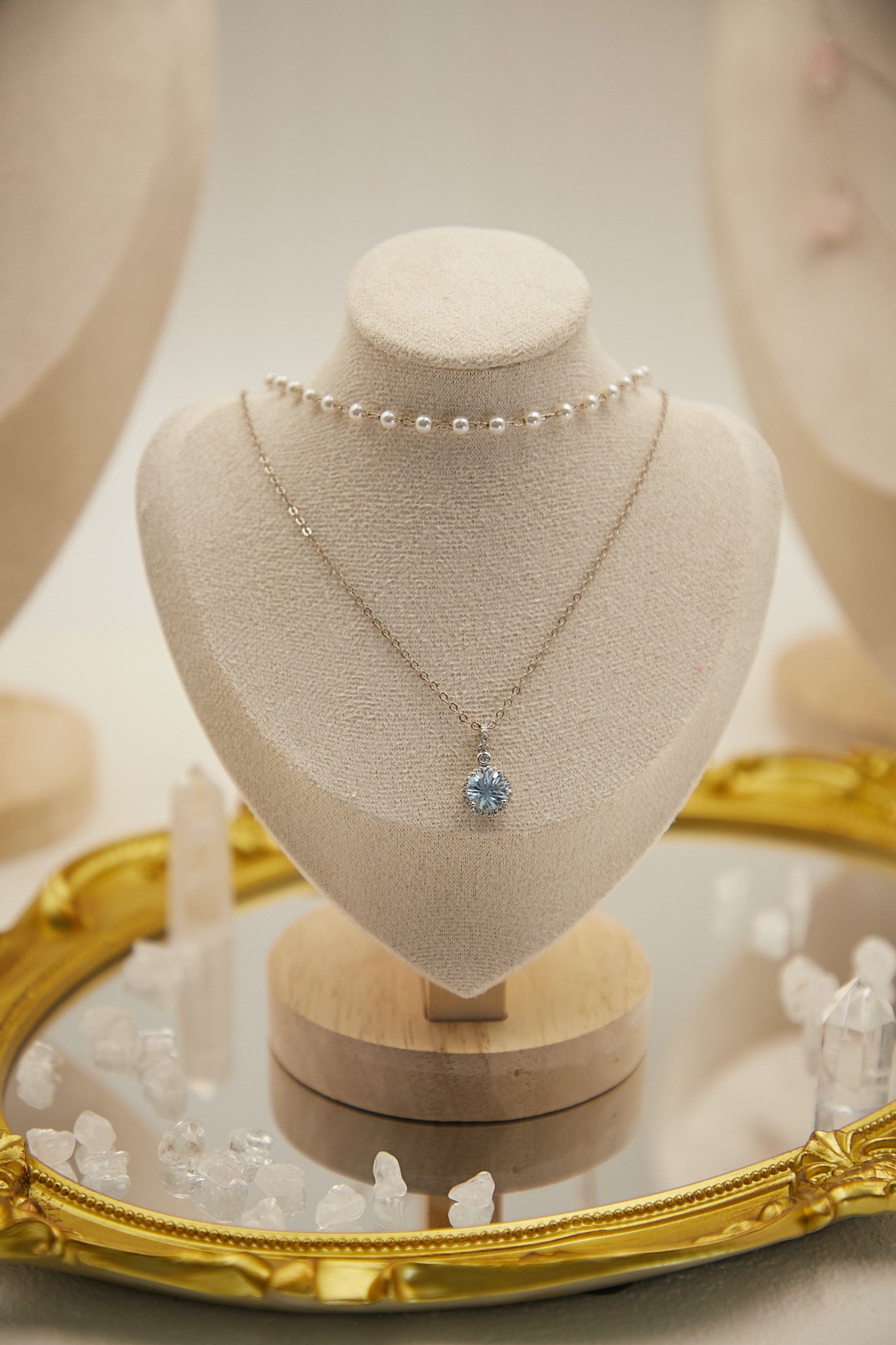 N008-Topaz imitation pearl double chain magnetic necklace