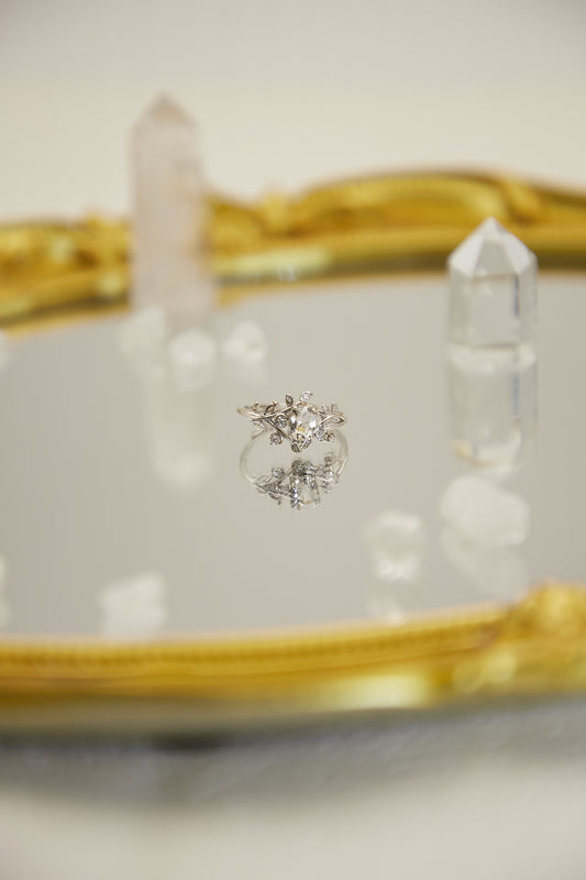 R009-White crystal S925 open ring