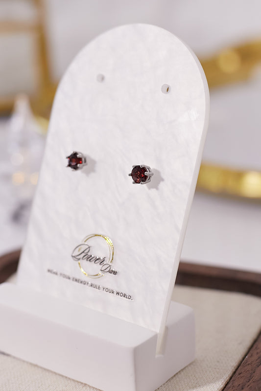 E051-Garnet earrings