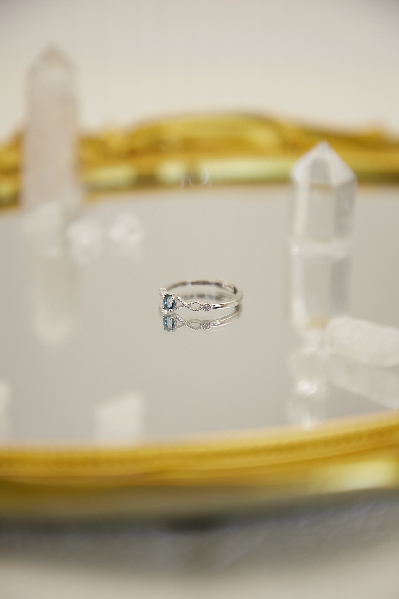 R022- Topaz S925 open ring