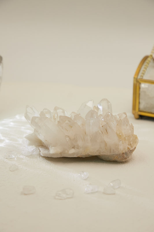 Wqc007-White Crystal Cluster