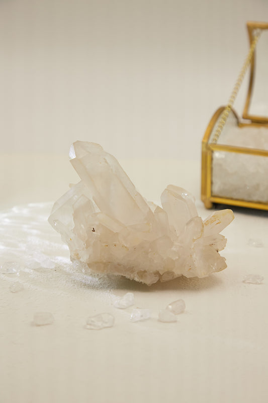 Wqc008-White Crystal Cluster