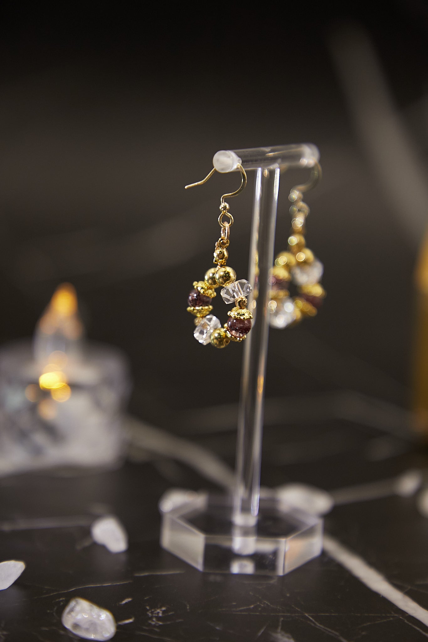 E012-Super seven small hoop earrings