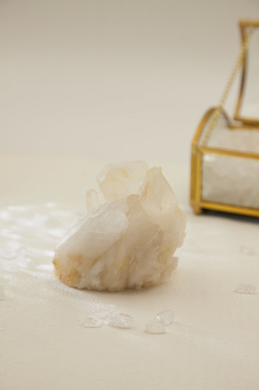 Wqc010-White Crystal Cluster