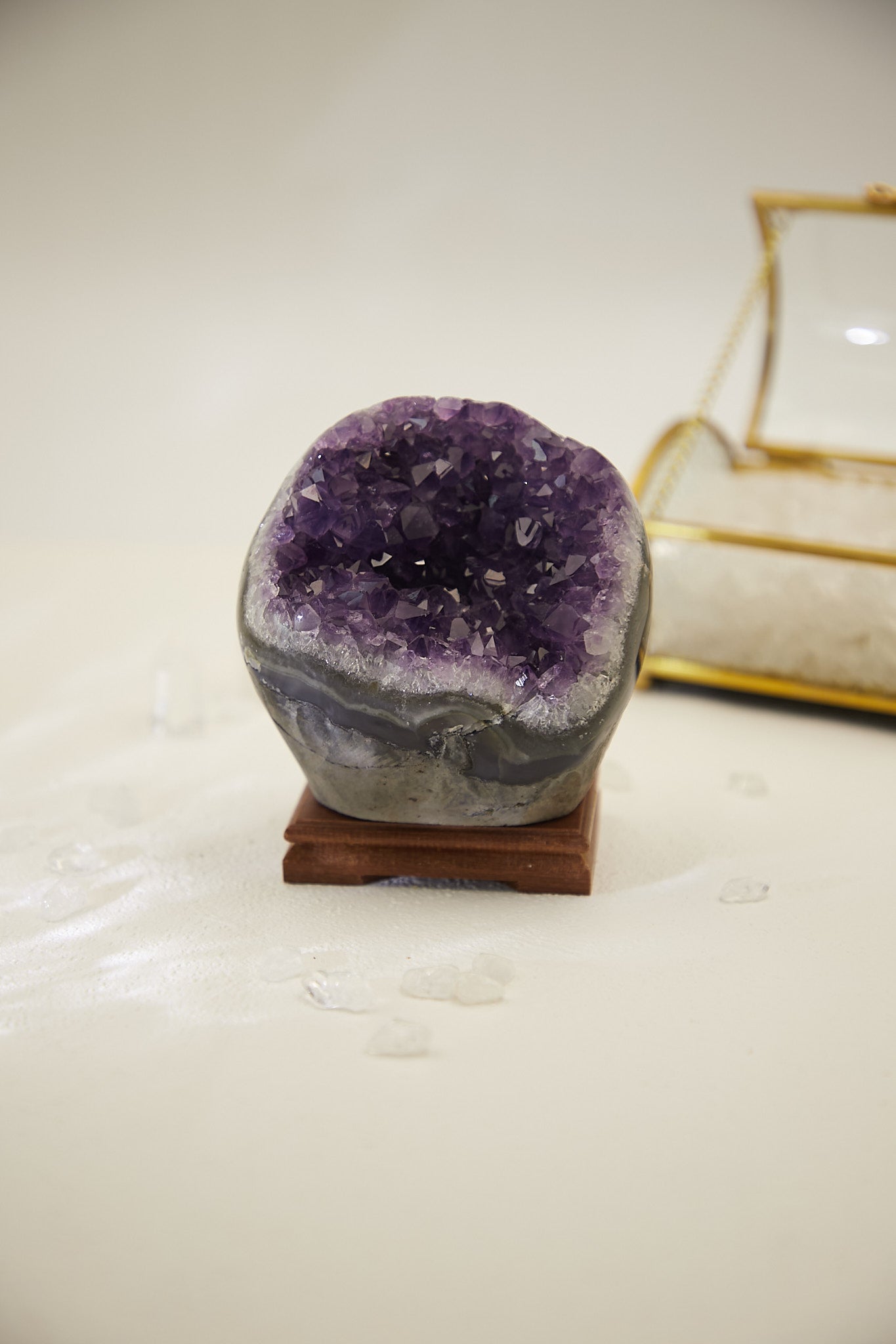 AME002 - Amethyst Town