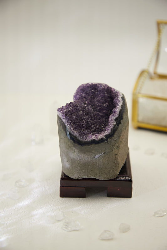 AME005 - Amethyst Town