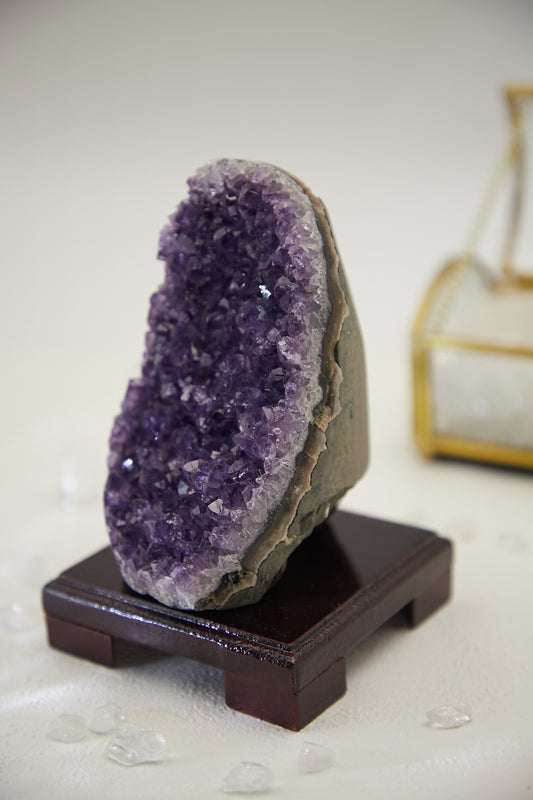 AME006 - Amethyst Town