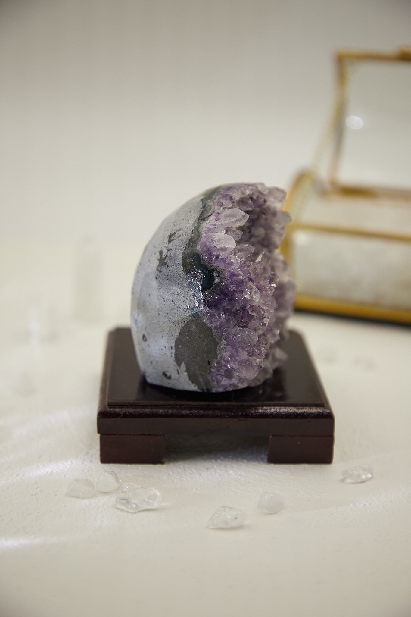 AME010 - Amethyst Town
