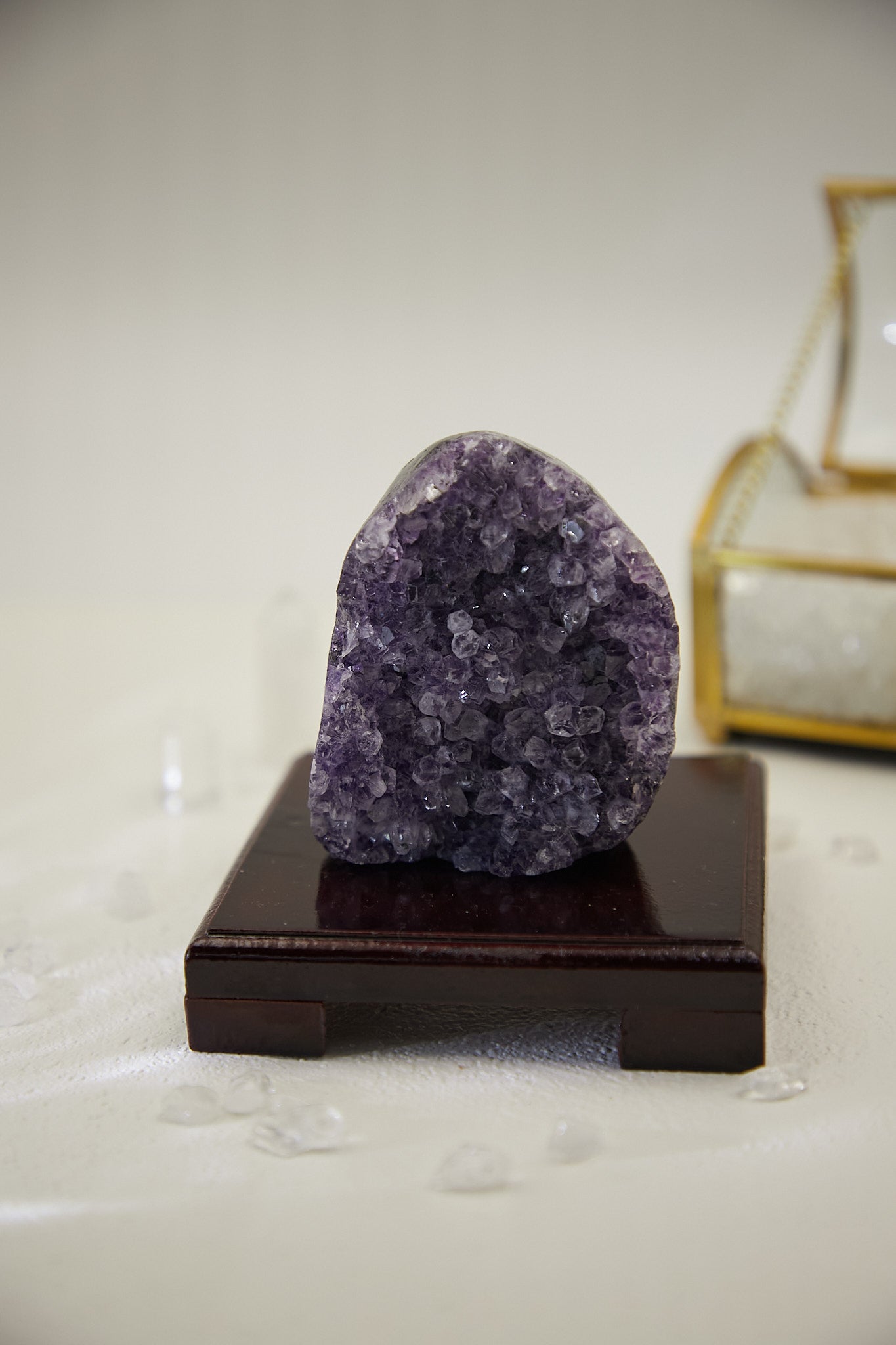 AME011 - Amethyst Town