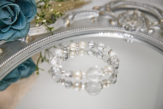 C001-White crystal, black sparkle, white turquoise, white asai, freshwater pearl