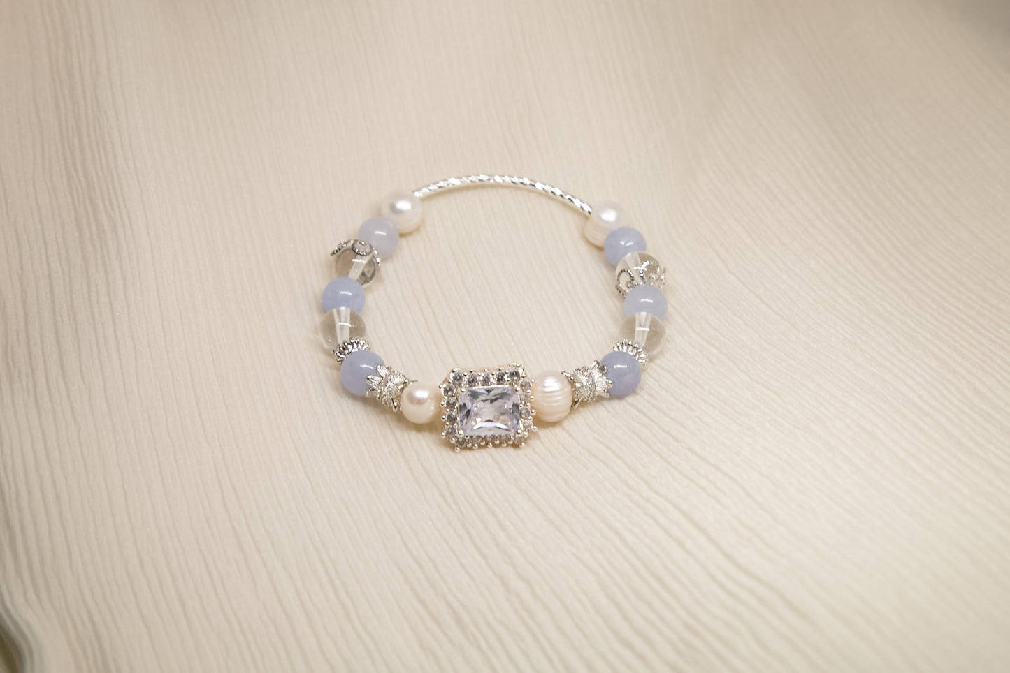 C005-Blue Chalcedony.White Quartz.Freshwater Pearl