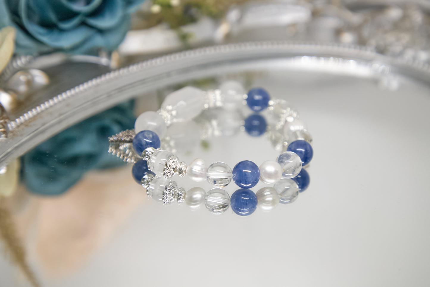 C011-Moonstone. White Ghost. Blue Crystal. Freshwater Pearl