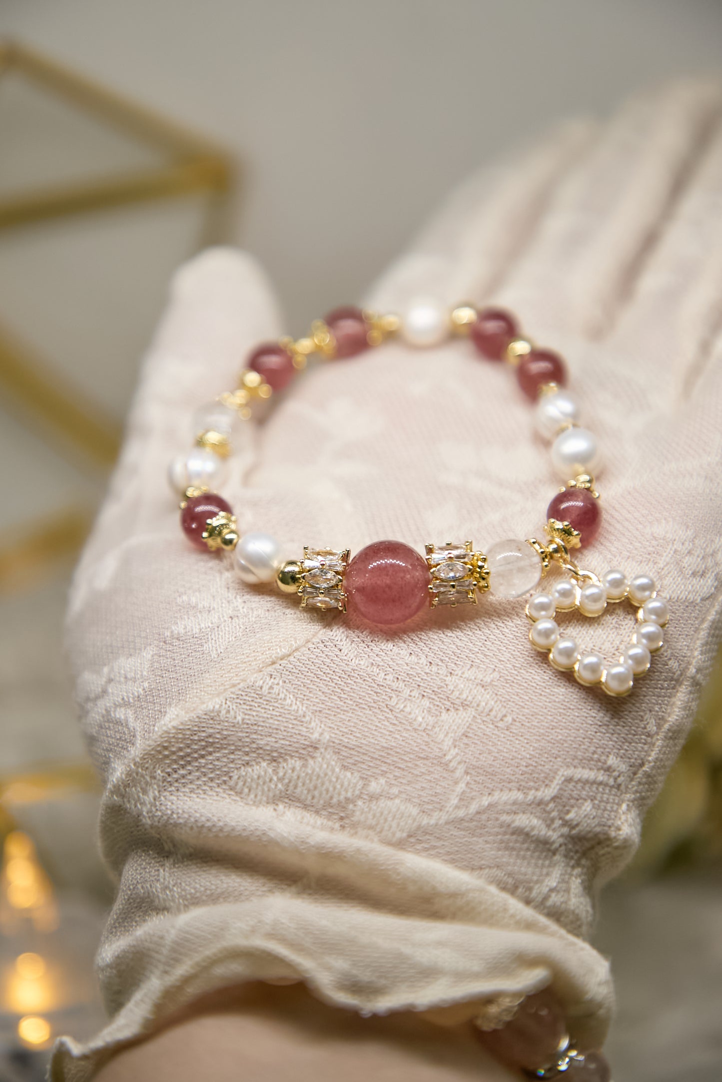 C019-Reddish Ice Strawberry・Freshwater Pearl・White Asai