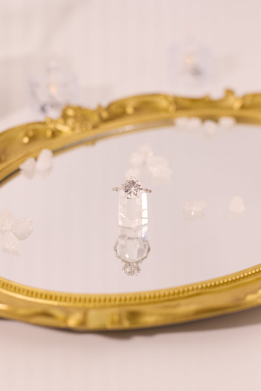 R046-White crystal five-pointed star S925 open ring