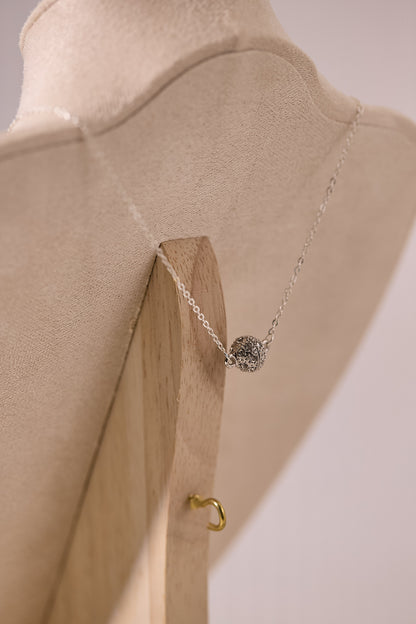 N041-海藍寶蝴蝶結磁吸款頸鏈