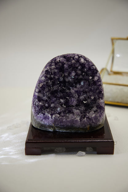 AME015 - Amethyst Town