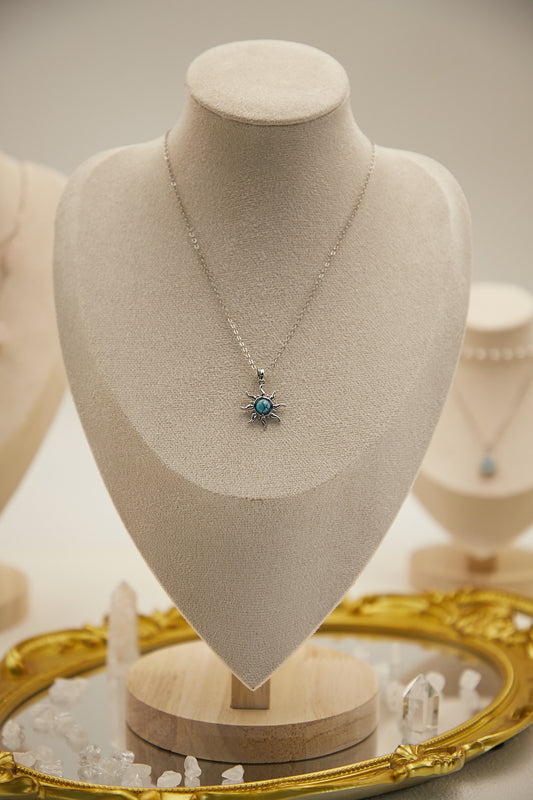N013-Turquoise Pendant with Magnetic Necklace (Silver)