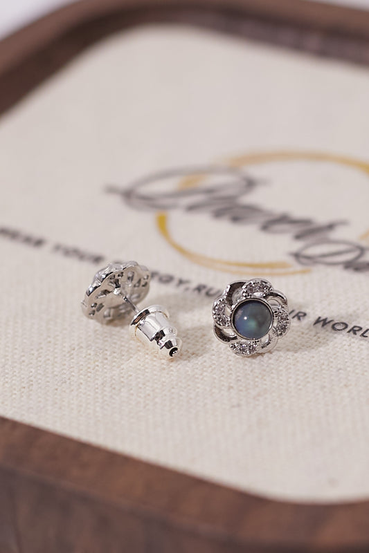 E027-Gray Moonlight Earrings