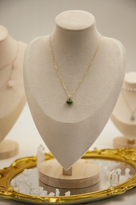 N025-Malachite Planet Pendant with Magnetic Necklace (Gold)