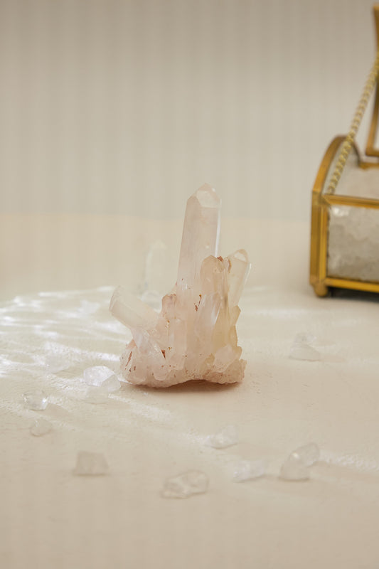Wqc002-White Crystal Cluster