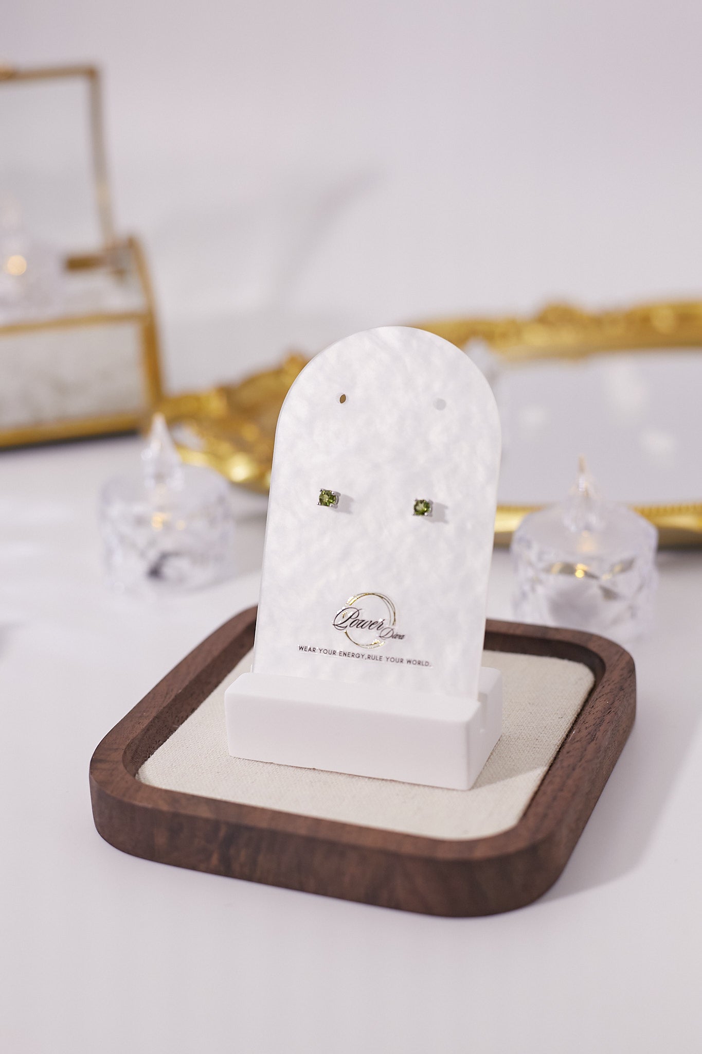 E044-Olivine earrings (4MM)