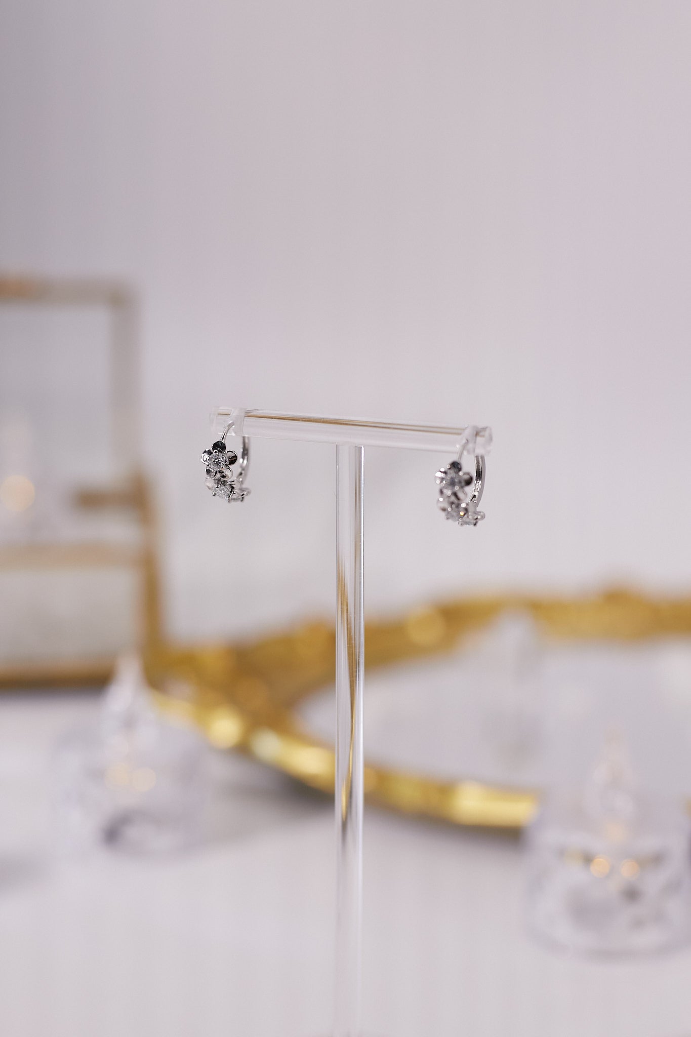 E050-Moissanite flower small earrings