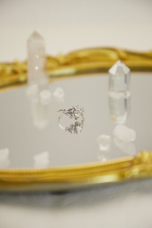 R009-White crystal S925 open ring