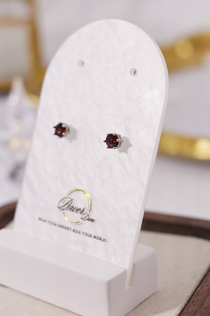 E051-Garnet earrings