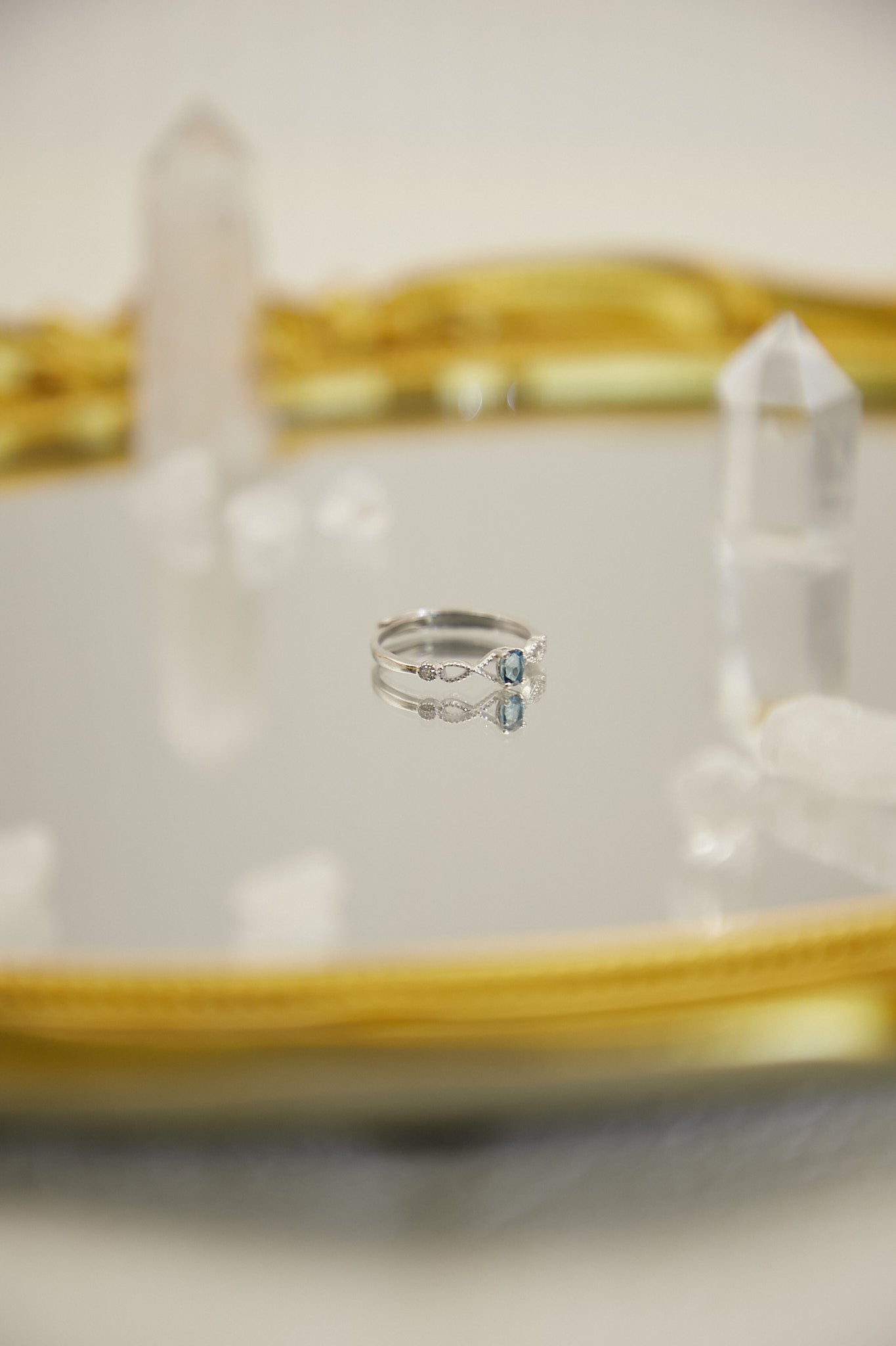 R022- Topaz S925 open ring