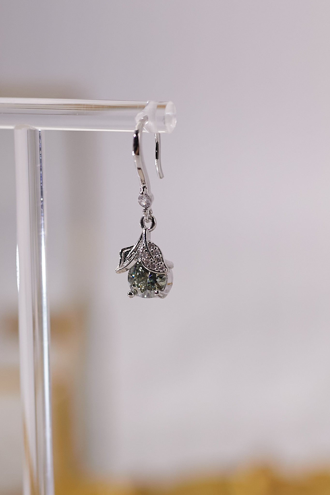 E062-Moissanite ear hook