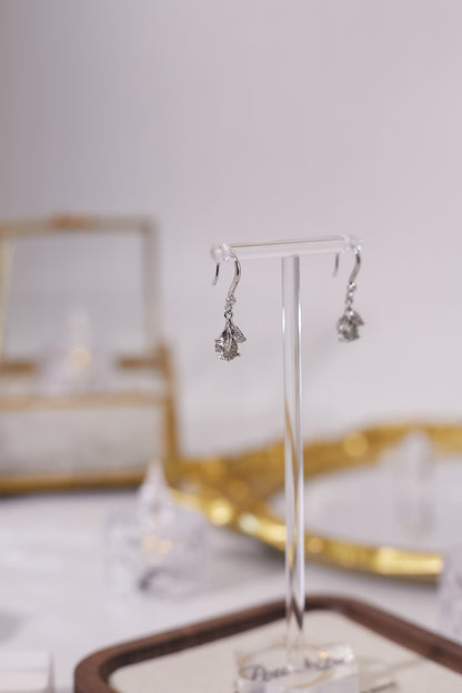 E062-Moissanite ear hook