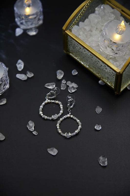 E001-Blue Moon．Freshwater Pearl Hoop Earrings