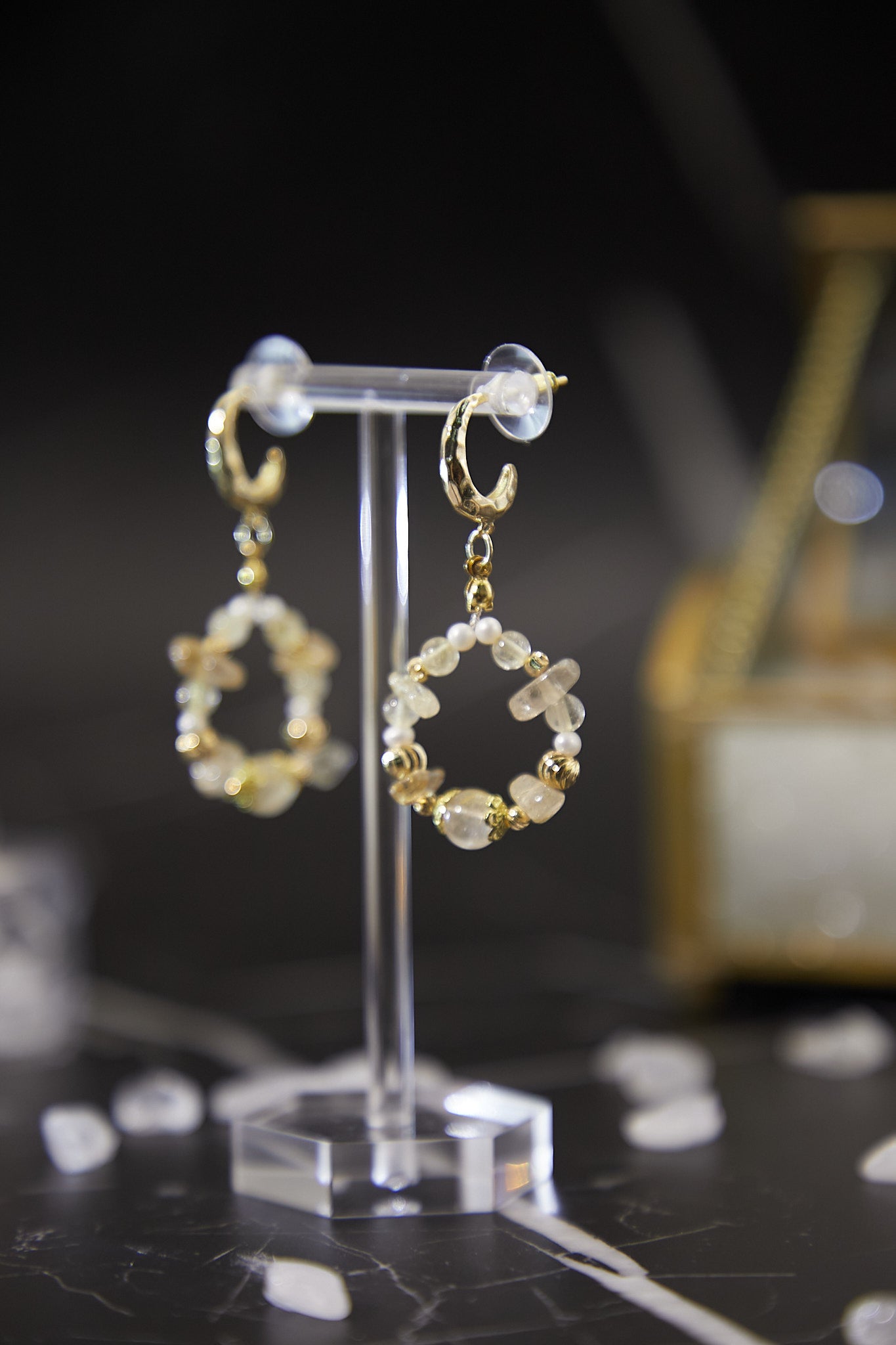 E003-Golden Quartz Hoop Earrings