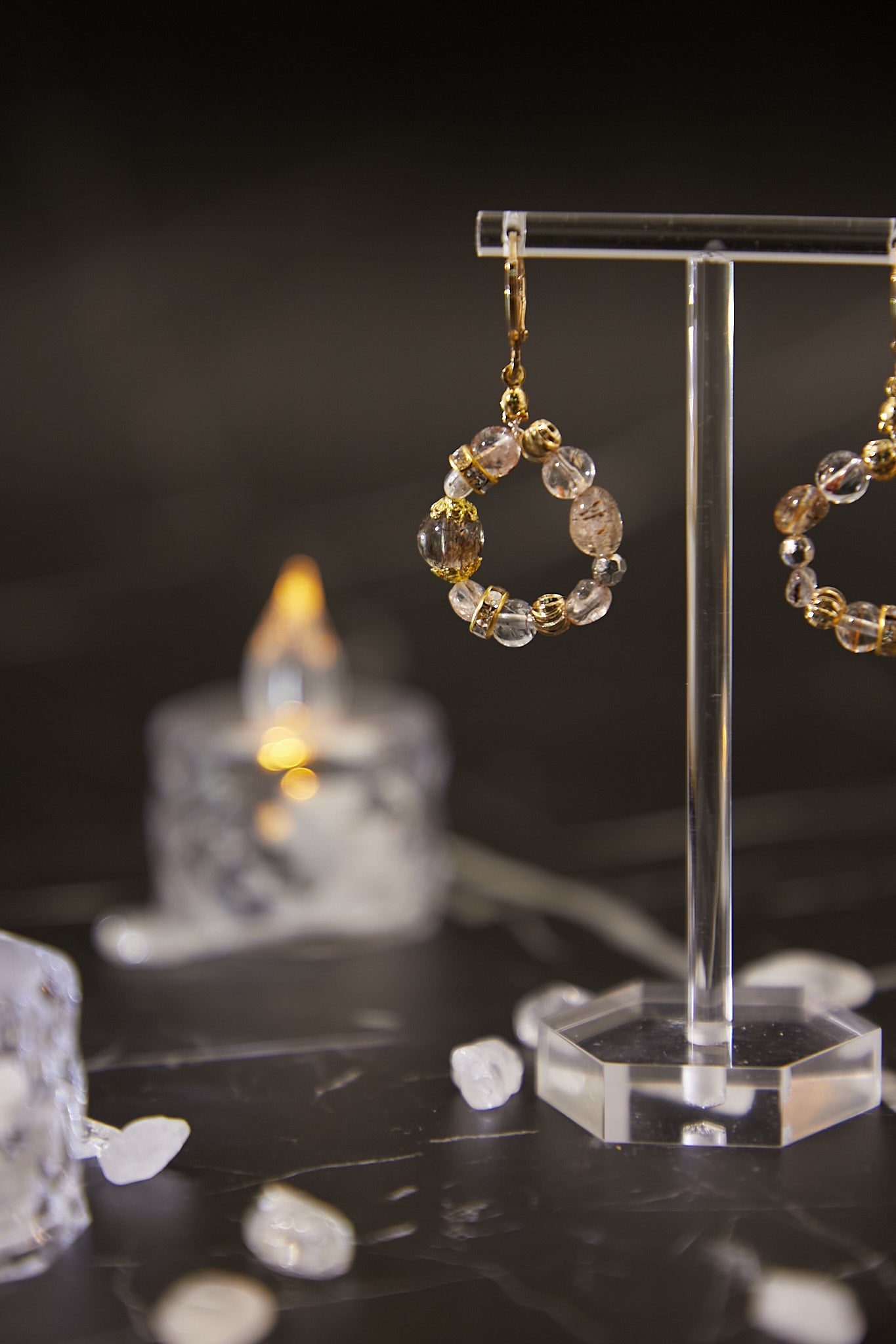 E004-Black gold super seven circle earrings