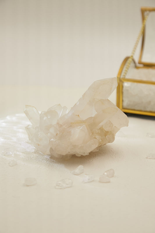 Wqc008-White Crystal Cluster