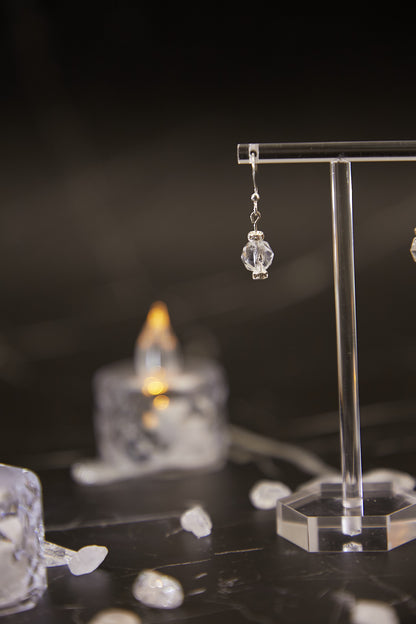 E018-White crystal sparkling ear hooks