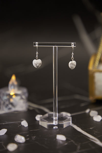 E020-White turquoise heart earrings