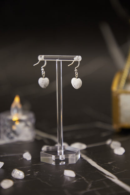 E020-White turquoise heart earrings