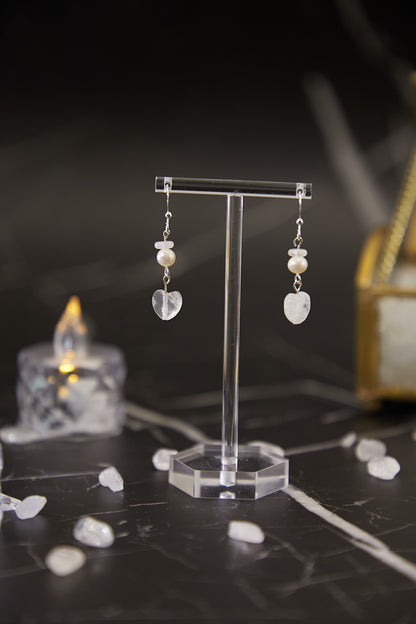 E021-White crystal. Baroque pearl ear hooks