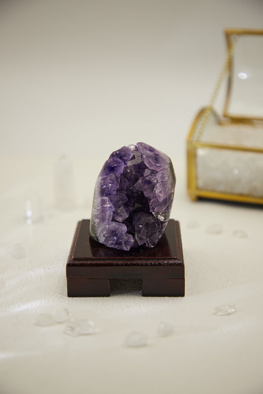 AME008 - Amethyst Town