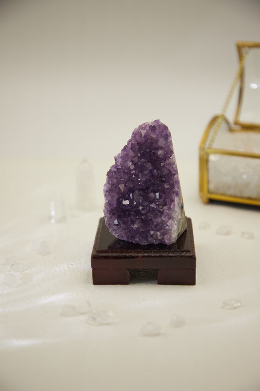 AME009 - Amethyst Town
