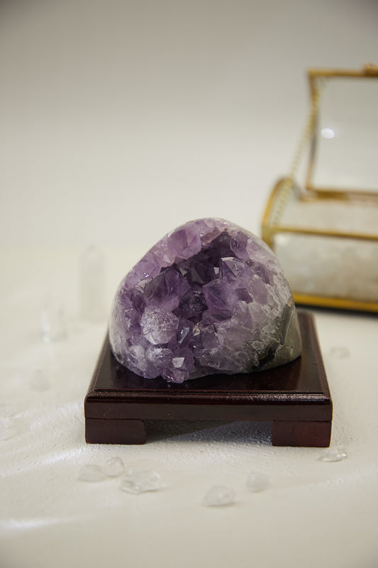 AME012 - Amethyst Town
