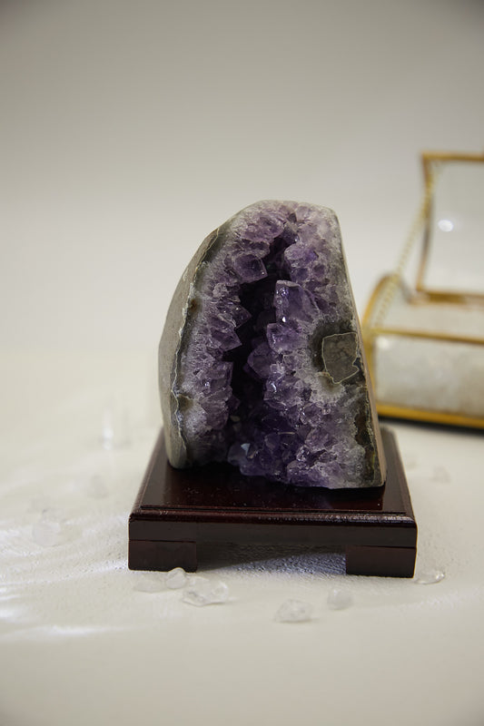 AME013 - Amethyst Town