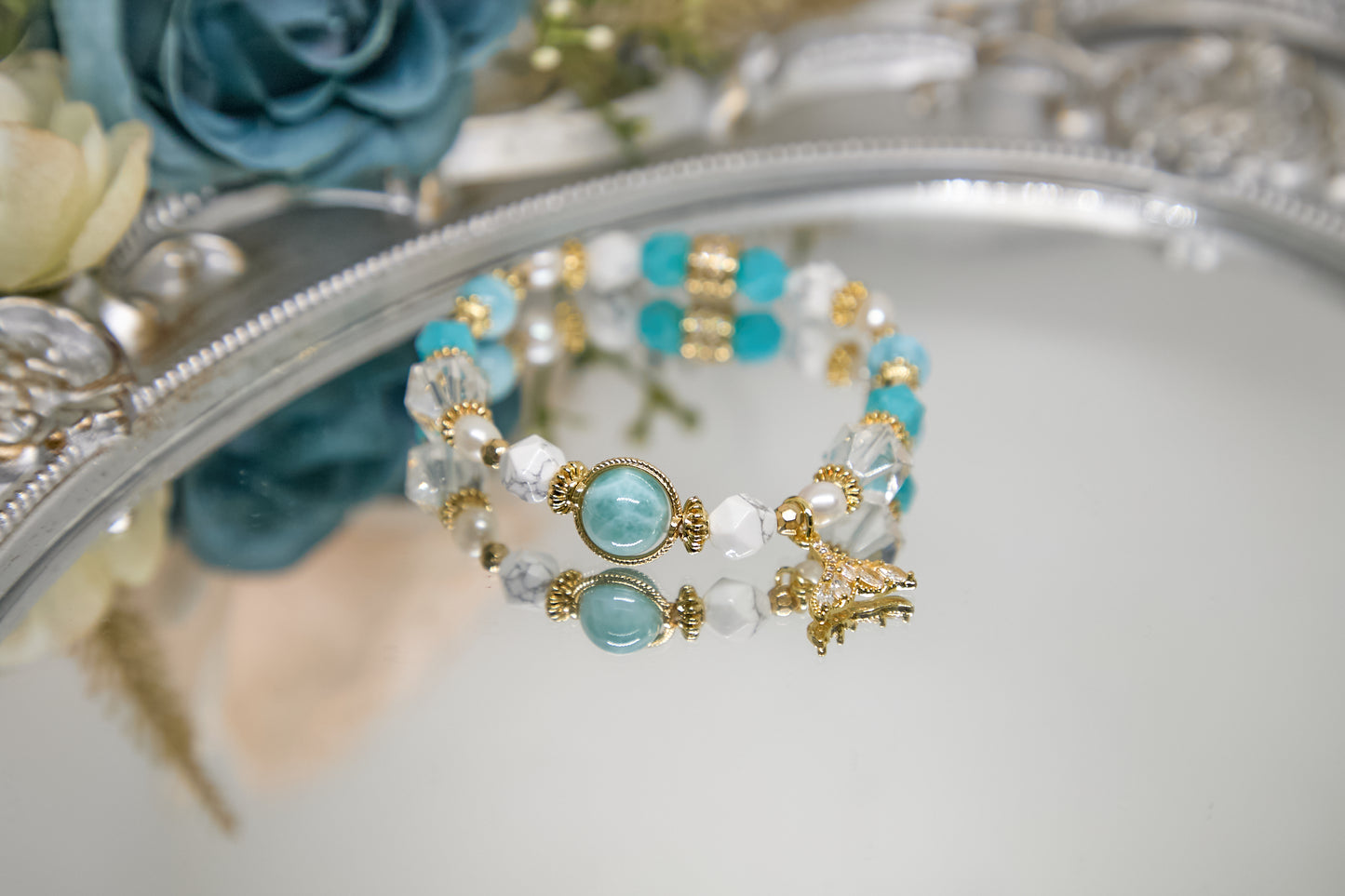 C006- White crystal, white turquoise, sea quartz, amazonite, baroque pearl